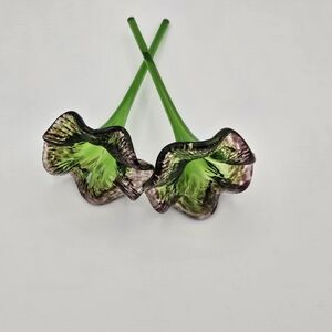 2 Vintage Hand Blown Long Stem Art Glass Flowers Green Purple Hue Decor Pair